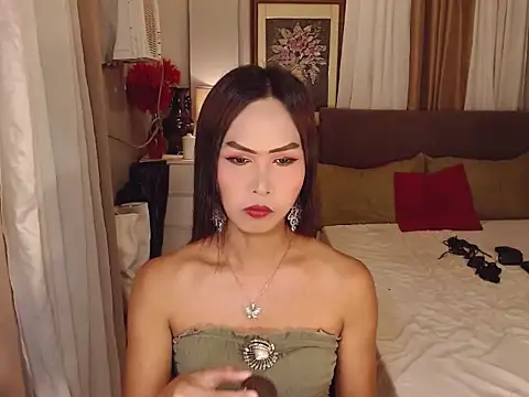 Snapshot of Nathalieheartt chatting on April 5, 2026, 3:24 am Nathalieheartt online show from April 5, 2026, 3:24 am