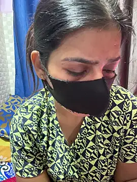 Snapshot of Hot_Jaanvi_ chatting on February 28, 2026, 4:01 am Hot Jaanvi online show from February 28, 2026, 4:01 am