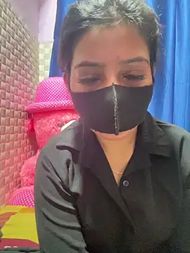 Snapshot of Hot_Jaanvi_ chatting on March 15, 2026, 3:35 am Hot Jaanvi online show from March 15, 2026, 3:35 am