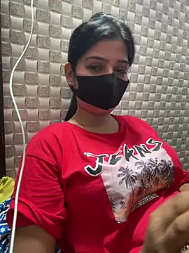 Hot Jaanvi  online show from June 10, 2026, 4:52 pm