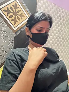 Hot Jaanvi  online show from June 11, 2026, 4:26 pm