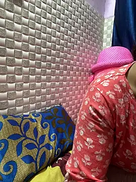 Snapshot of Hot_Jaanvi_ chatting on March 19, 2026, 7:19 am Hot Jaanvi online show from March 19, 2026, 7:19 am