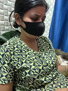 Snapshot of Hot_Jaanvi_ chatting on April 11, 2026, 7:45 am Hot Jaanvi online show from April 11, 2026, 7:45 am