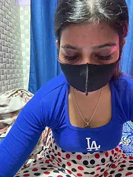 Snapshot of Hot_Jaanvi_ chatting on March 28, 2026, 4:35 am Hot Jaanvi online show from March 28, 2026, 4:35 am