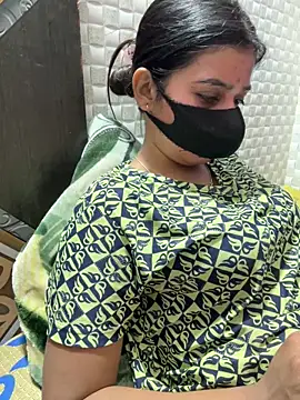 Snapshot of Hot_Jaanvi_ chatting on April 11, 2026, 4:09 am Hot Jaanvi online show from April 11, 2026, 4:09 am