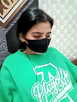 Snapshot of Hot_Jaanvi_ chatting on November 12, 2025, 4:33 pm Hot Jaanvi online show from November 12, 2025, 4:33 pm