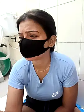 Snapshot of Hot_Jaanvi_ chatting on November 1, 2025, 4:41 am Hot Jaanvi online show from November 1, 2025, 4:41 am