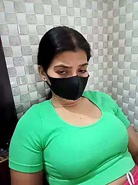 Snapshot of Hot_Jaanvi_ chatting on November 2, 2025, 6:02 pm Hot Jaanvi online show from November 2, 2025, 6:02 pm