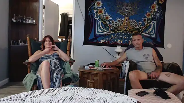 Snapshot of JaimeRhett chatting on May 18, 2026, 6:29 am JaimeRhett online show from May 18, 2026, 6:29 am