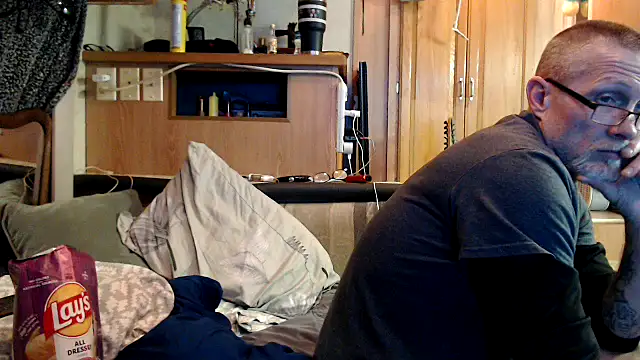 JaimeRhett online show from February 15, 2026, 2:34 am