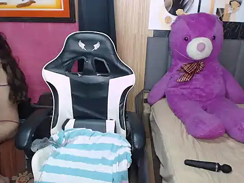 Raffa ella69 online show from March 31, 2026, 1:13 pm