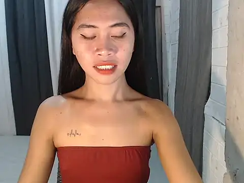 Snapshot of Steffi_scott chatting on November 3, 2025, 12:49 am Steffi scott online show from November 3, 2025, 12:49 am