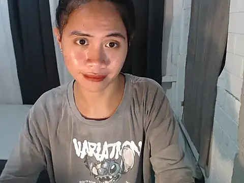 Snapshot of Steffi_scott chatting on October 14, 2025, 1:45 pm Steffi scott online show from October 14, 2025, 1:45 pm