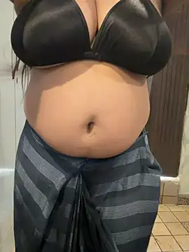 prisha944 online show from February 24, 2026, 3:29 am