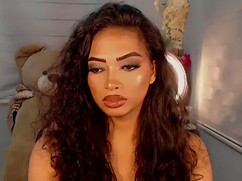 Snapshot of KathRouge chatting on October 9, 2025, 11:55 am KathRouge online show from October 9, 2025, 11:55 am