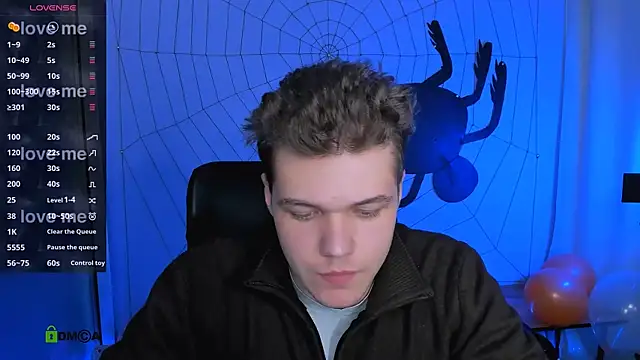 Snapshot of lucas_long_ chatting on October 27, 2025, 9:54 am lucas long online show from October 27, 2025, 9:54 am