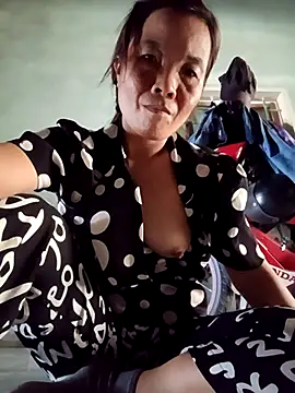 Snapshot of Harmony92 chatting on September 25, 2025, 3:01 am Harmony92 online show from September 25, 2025, 3:01 am