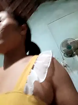 Snapshot of Harmony92 chatting on October 29, 2025, 12:09 am Harmony92 online show from October 29, 2025, 12:09 am