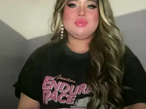 Snapshot of Naughtyrosecum chatting on September 23, 2025, 6:48 pm Naughtyrosecum online show from September 23, 2025, 6:48 pm