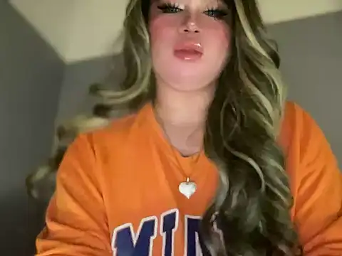 Snapshot of Naughtyrosecum chatting on October 1, 2025, 6:34 pm Naughtyrosecum online show from October 1, 2025, 6:34 pm