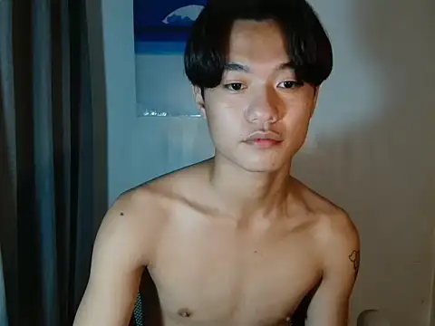 Snapshot of ur_little_secret chatting on December 15, 2025, 3:07 pm ur little secret online show from December 15, 2025, 3:07 pm