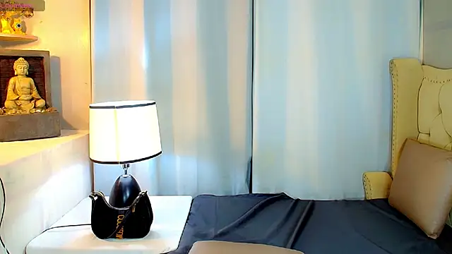 Snapshot of MochaliciousTransOnTop chatting on September 11, 2025, 12:21 am MochaliciousTransOnTop online show from September 11, 2025, 12:21 am