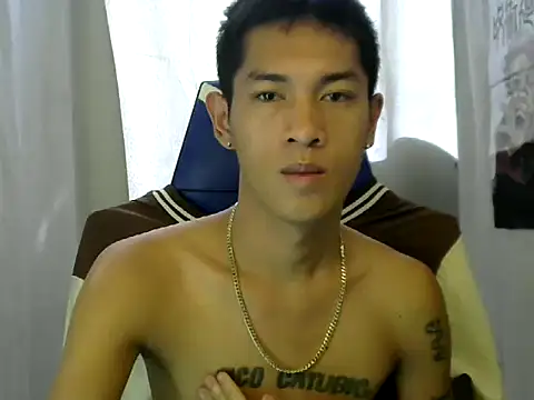 Snapshot of riks_tyler chatting on October 4, 2025, 12:56 am riks tyler online show from October 4, 2025, 12:56 am