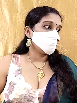 amelia-rani online show from November 22, 2025, 2:49 pm