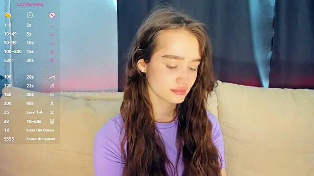 Snapshot of lovelyalivia chatting on March 29, 2026, 8:27 am lovelyalivia online show from March 29, 2026, 8:27 am