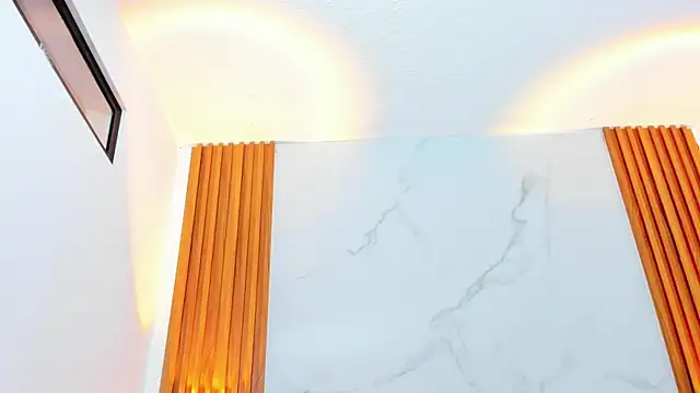 Snapshot of IsabellaMonet chatting on November 19, 2025, 11:21 am IsabellaMonet online show from November 19, 2025, 11:21 am