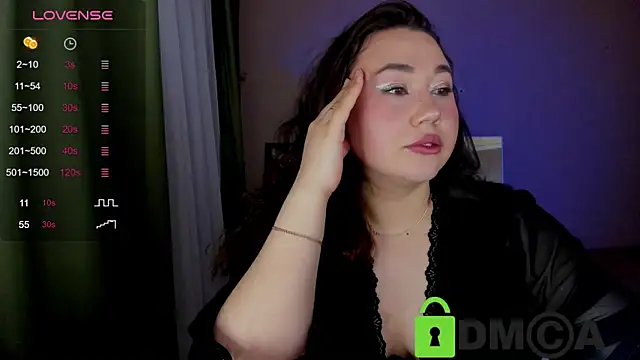 Snapshot of emilia_mur chatting on May 1, 2026, 7:30 pm emilia mur online show from May 1, 2026, 7:30 pm