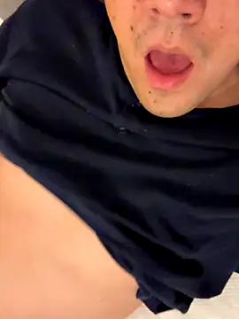 coppiainterrazziale online show from December 19, 2025, 7:27 pm