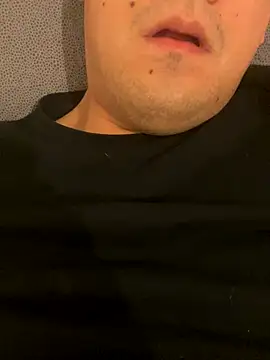 coppiainterrazziale online show from November 21, 2025, 5:12 pm