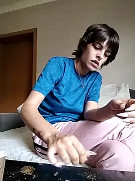 sweetchery999999 online show from September 26, 2025, 8:43 am