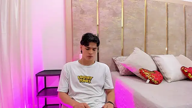 BenitoSaenz online show from September 26, 2025, 11:50 am