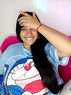 VALENTINA ROUSE  online show from April 16, 2026, 2:51 pm