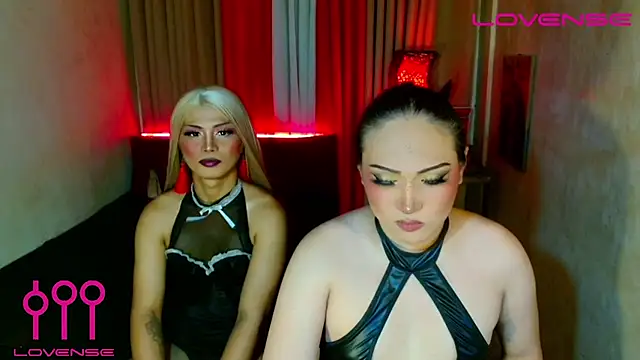 LillyLoveYou online show from July 6, 2026, 1:40 pm