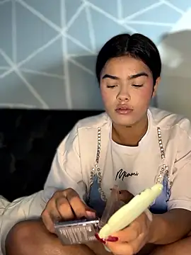 Snapshot of Kaily_Sweet16 chatting on January 10, 2026, 4:13 pm Kaily Sweet16 online show from January 10, 2026, 4:13 pm