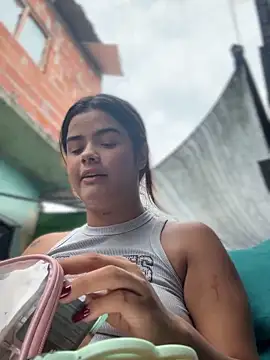 Snapshot of Kaily_Sweet16 chatting on January 5, 2026, 6:33 pm Kaily Sweet16 online show from January 5, 2026, 6:33 pm