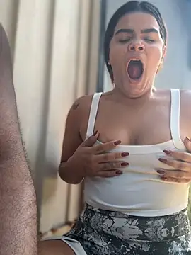 Snapshot of Kaily_Sweet16 chatting on January 14, 2026, 7:39 pm Kaily Sweet16 online show from January 14, 2026, 7:39 pm