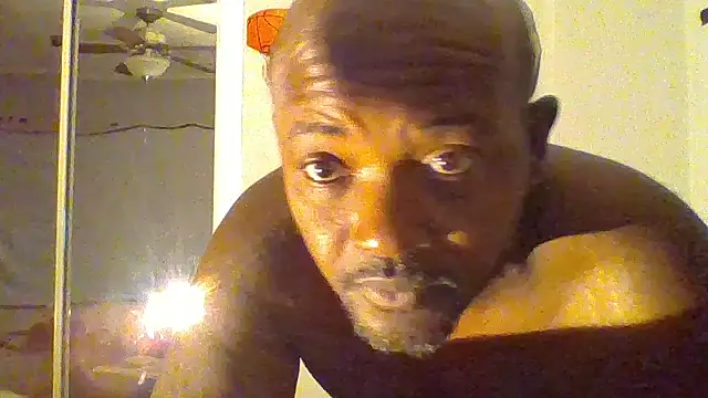 Snapshot of JezOne555 chatting on December 5, 2025, 12:48 pm JezOne555 online show from December 5, 2025, 12:48 pm