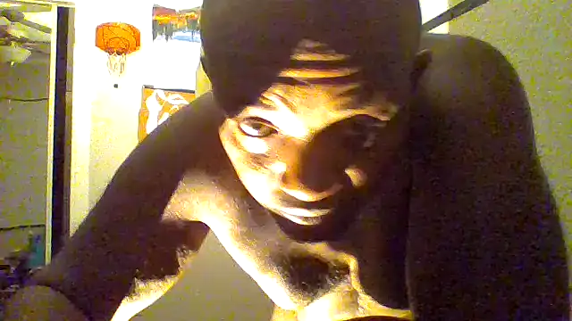 Snapshot of JezOne555 chatting on December 18, 2025, 1:04 pm JezOne555 online show from December 18, 2025, 1:04 pm