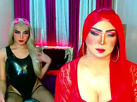 Snapshot of UnlimitedCumShow chatting on November 11, 2025, 11:31 pm UnlimitedCumShow online show from November 11, 2025, 11:31 pm