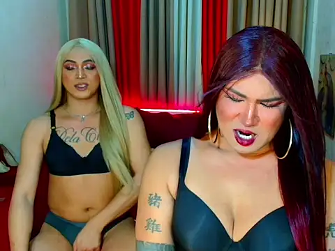 Snapshot of UnlimitedCumShow chatting on September 18, 2025, 11:35 am UnlimitedCumShow online show from September 18, 2025, 11:35 am