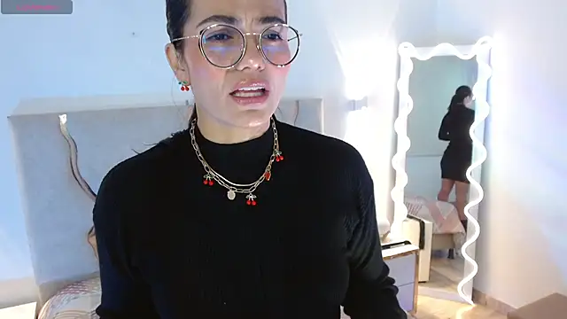 Rosalind tay online show from December 4, 2025, 11:09 am