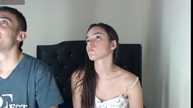 Snapshot of estrellajade chatting on March 12, 2026, 5:45 am estrellajade online show from March 12, 2026, 5:45 am