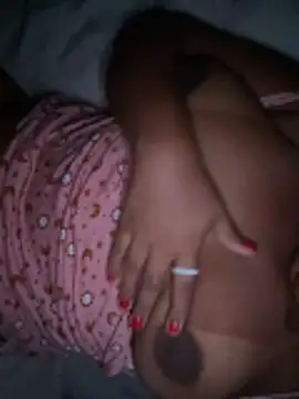 morenaluaa online show from December 1, 2025, 7:31 am