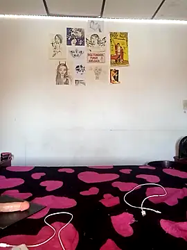 venusobryan 55 online show from September 9, 2025, 4:05 pm