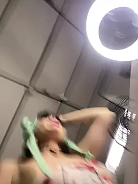 venusobryan 55 online show from February 17, 2026, 8:17 pm