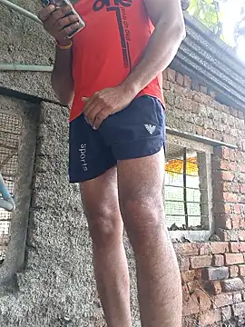 Snapshot of Sunny_cute_love chatting on January 7, 2026, 3:11 am Sunny cute love online show from January 7, 2026, 3:11 am